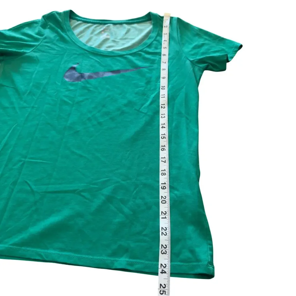 Nike Dri-Fit Women’s Short Sleeve Nike T-Shirt Size‎ Small Green Tee Swish Navy